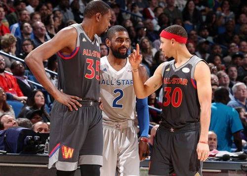 使得他成为 使得他成为