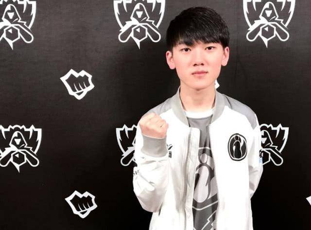 度与弹幕数 度与弹幕数